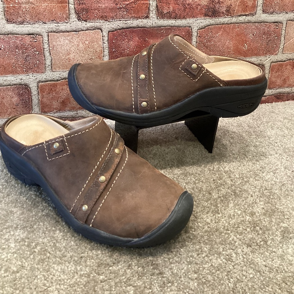 Keen Chester Womens brown slip on mules clogs size 7.5 - Picture 1 of 6